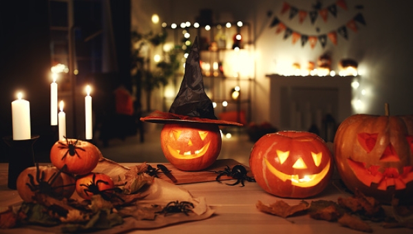 How Garage Door Halloween Decals Are Perfect ?